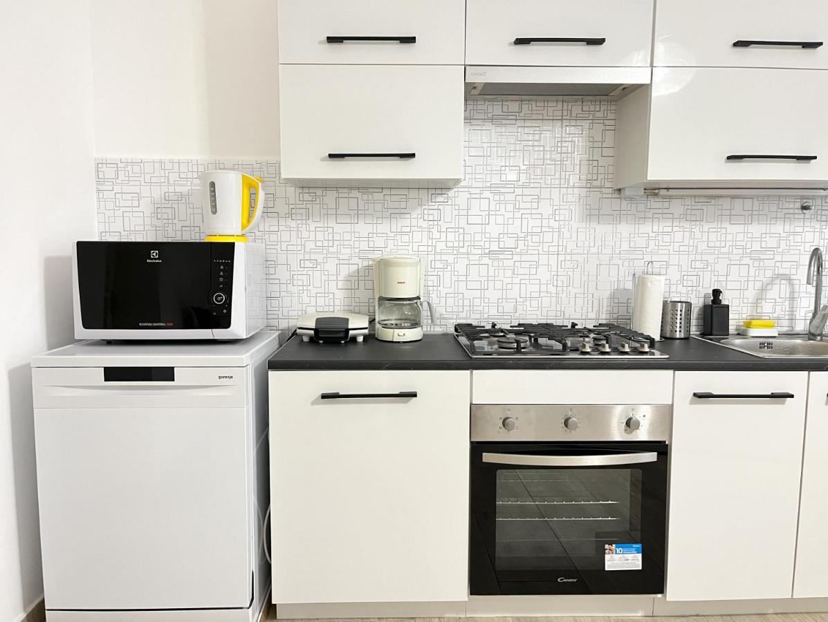 Majestic Residency - 3 Bedrooms Apartment บูดาเปสต์ ภายนอก รูปภาพ