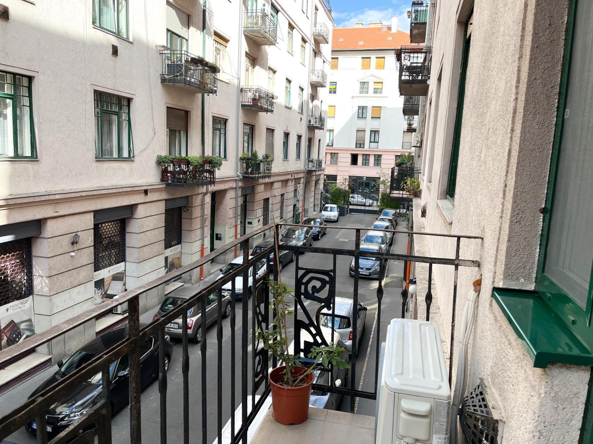 Majestic Residency - 3 Bedrooms Apartment บูดาเปสต์ ภายนอก รูปภาพ