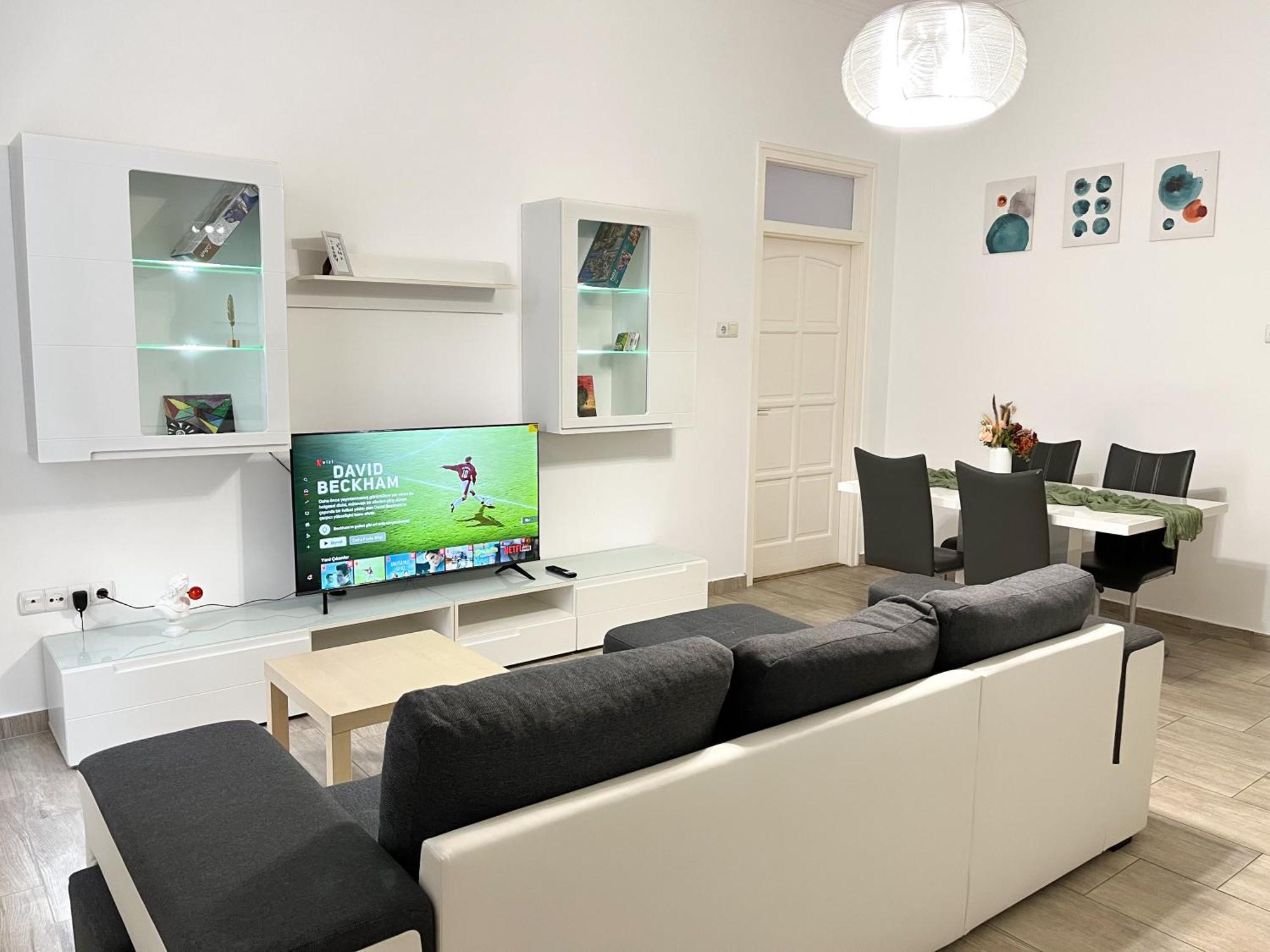 Majestic Residency - 3 Bedrooms Apartment บูดาเปสต์ ภายนอก รูปภาพ