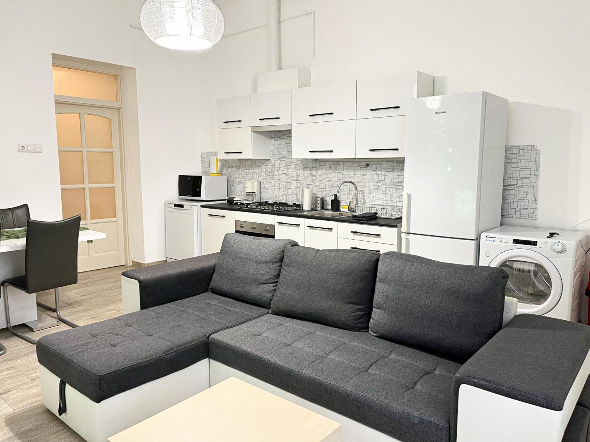 Majestic Residency - 3 Bedrooms Apartment บูดาเปสต์ ภายนอก รูปภาพ